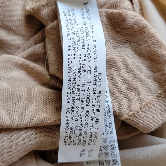 Zara blouse. - Picture 12 of 14